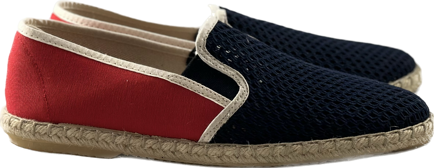 Slip - On (Red/Blue)